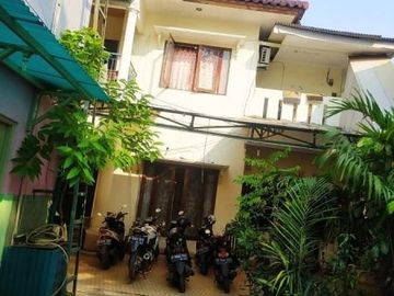 Rumah dan Tempat Usaha Kos-kosan di Kemang Timur Jakarta Selatan
