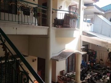 Rumah dan Tempat Usaha Kos-kosan di Kemang Timur Jakarta Selatan
