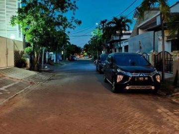 Rumah Purimas Hadap Selatan