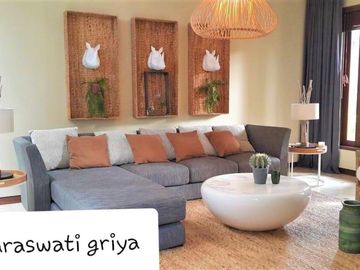 For Rent Town House with Swimming Pool in Kebayoran Baru & Unit in Good Condition Un Furnished HSE-A0358