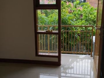 FULL RENOVASI SIAP HUNI rumah baru dekat borma cikutra | LORIZKEY