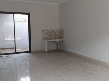 Rumah 2 lantai dalam komplek harga sewa 2 tahun