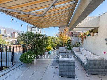 En Venta moderno departamento duplex en Ñuñoa. Preciosa azotea con vista a la cordillera!