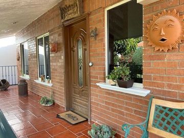 Excelente Casa en Venta Uniplanta