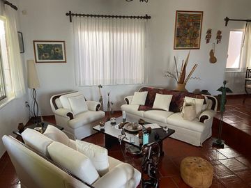 Excelente Casa en Venta Uniplanta