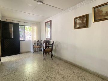casa en venta en ciudad jardín. Cod V135