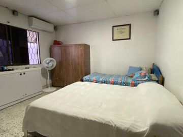 casa en venta en ciudad jardín. Cod V135