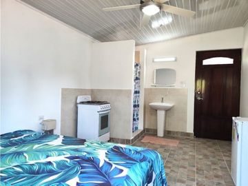 Venta: Casa 4 recámaras con piscina en Aguadulce