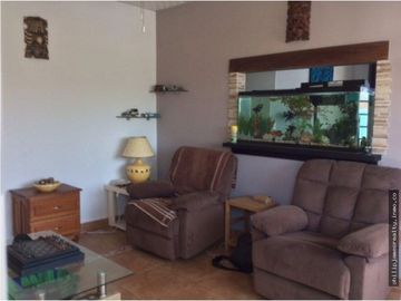 Venta: Casa 4 recámaras con piscina en Aguadulce
