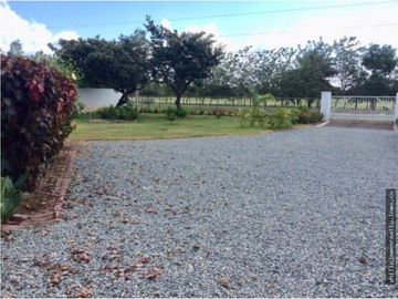 Venta: Casa 4 recámaras con piscina en Aguadulce