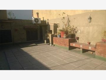 Casa de 200 m2 con gge y quincho IMPECABLE