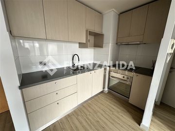 Departamento en arriendo de 2 dorm. en San Miguel