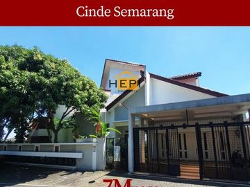 5 Bedroom House for sale