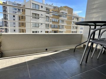 Departamento en arriendo, 2 dormitorios y 2 baños, Cerro Las