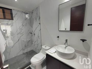 DEPARTAMENTO EN VENTA EN AV. HUAYACAN, CANCUN