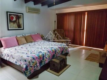 Se Vende Casa en Club de Golf de Coronado 