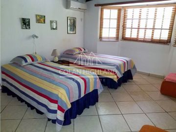 Se Vende Casa en Club de Golf de Coronado 