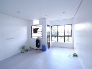 PH742 Townhouse For Sale In Teachers Village At 16.5M QC