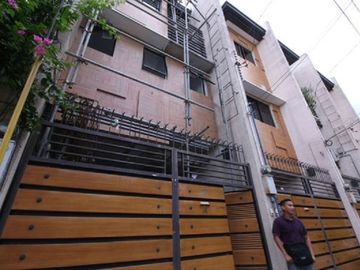 PH742 Townhouse For Sale In Teachers Village At 16.5M QC