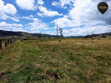 Terreno de venta en Tarqui - Redondel de Cumbe – código:17813