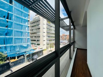 oficina en arriendo/venta en chico norte. Cod A1094100