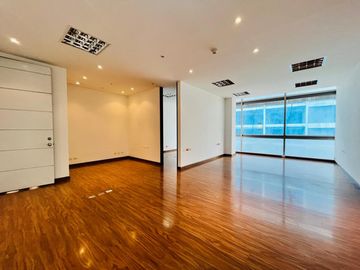 oficina en arriendo/venta en chico norte. Cod A1094100