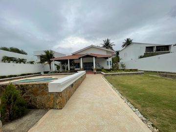 casa campestre en venta en playa mendoza. Cod V86026