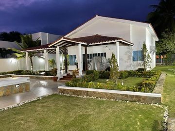 casa campestre en venta en playa mendoza. Cod V86026