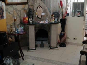 SE VENDE HERMOSA CASA DE 4 PISOS  EN BOITA
