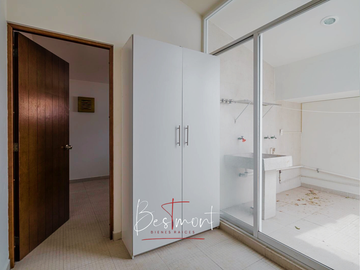 Increíble casa en venta en residencial Los Alcatraces, Calzada Zavaleta