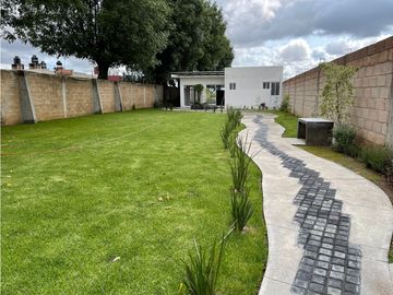 Casa En Venta Dentro De Fraccionamiento En Cuautlancingo