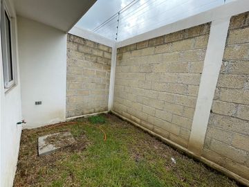 Casa En Venta Dentro De Fraccionamiento En Cuautlancingo