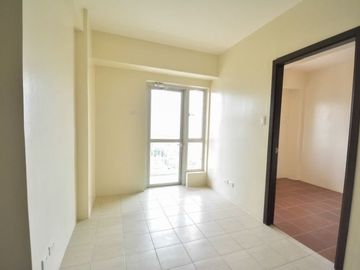3 Bedrooms Mid Rise Condo for Sale in The Rochester San Joaquin Pasig City THE ROCHESTER Pasig City