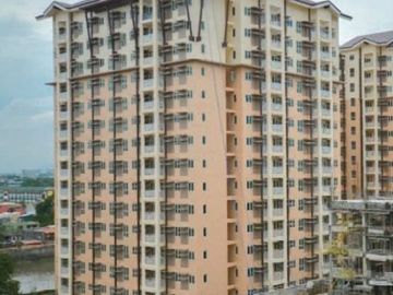 3 Bedrooms Mid Rise Condo for Sale in The Rochester San Joaquin Pasig City THE ROCHESTER Pasig City