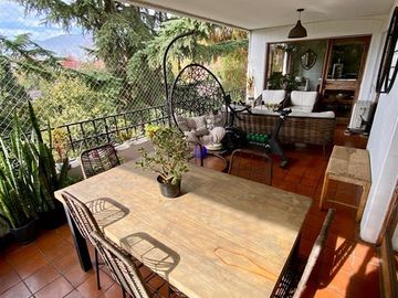 Departamento en venta de 3 dorm. en Vitacura