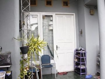 Rumah Ciputat dalam Perumahan Fasilitas Lengkap