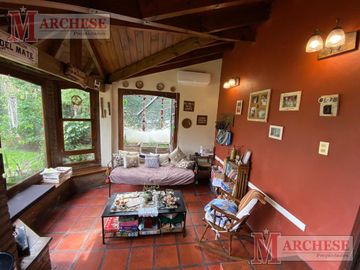 Casa 4 ambientes en Castelar Norte
