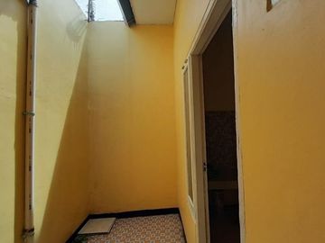 Rumah strategis kokoh, cantik termurah di Kebalen Bekasi Utara.