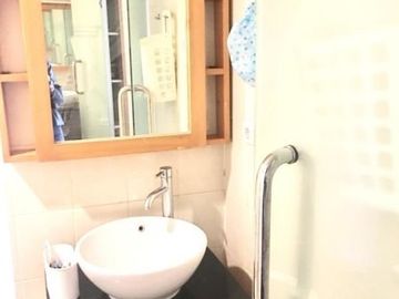 Disewakan Apartemen Sudirman Park 78 m2 MURAH dan Kondisi Terawat