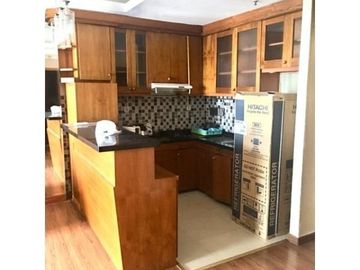 Disewakan Apartemen Sudirman Park 78 m2 MURAH dan Kondisi Terawat