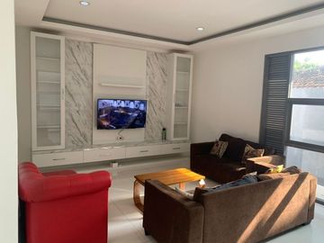 Rumah Lux Minimalis di Sayap Riau Dkt Ahmad Yani Supratman