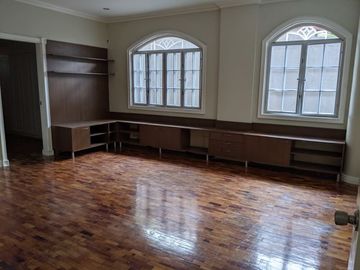 RENT: Semi Furnished 4 Bedroom in Marinela Gardens San Juan