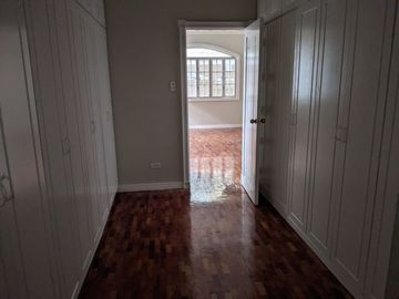RENT: Semi Furnished 4 Bedroom in Marinela Gardens San Juan