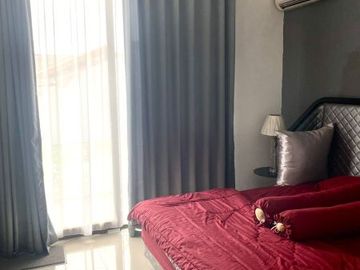 Rumah 2 lantai bagus terawat jatiwaringin bekasi