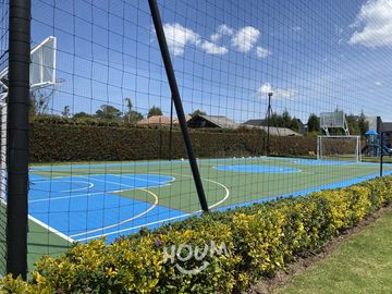 ¡VENDO LINDO DEPARTAMENTO DE ESTRENO ENTRGA INMEDIATA URB LOS MAZANOS SURCO!
Area Ocupada 86m2
3 dormitorios, 2 baños completos, balcón
Oportunidad