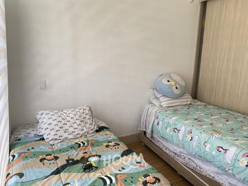 ¡VENDO LINDO DEPARTAMENTO DE ESTRENO ENTRGA INMEDIATA URB LOS MAZANOS SURCO!
Area Ocupada 86m2
3 dormitorios, 2 baños completos, balcón
Oportunidad