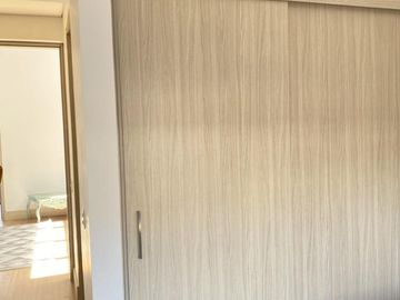 ¡VENDO LINDO DEPARTAMENTO DE ESTRENO ENTRGA INMEDIATA URB LOS MAZANOS SURCO!
Area Ocupada 86m2
3 dormitorios, 2 baños completos, balcón
Oportunidad