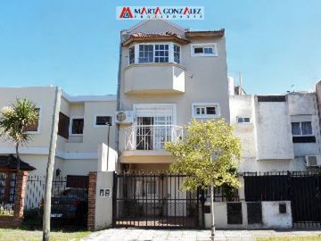 Triplex en Venta Haedo / Moron (A120 3604)