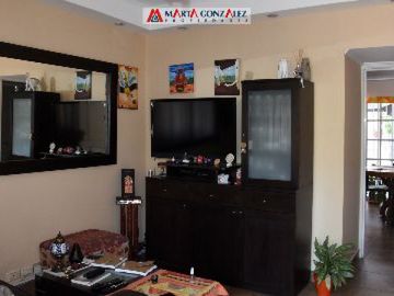 Triplex en Venta Haedo / Moron (A120 3604)