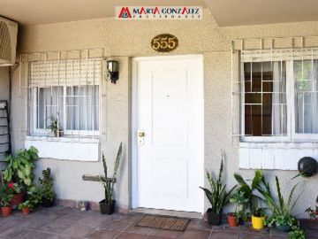 Triplex en Venta Haedo / Moron (A120 3604)